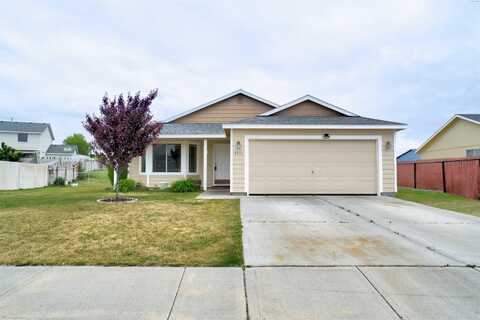 9611 Welsh Dr, Pasco, WA 99301