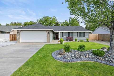 5202 Crane Dr., West Richland, WA 99353