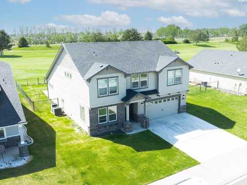 4268 Hedman Ct, Moses Lake, WA 98837