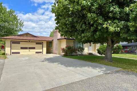 1812 W 17th Ave, Kennewick, WA 99337