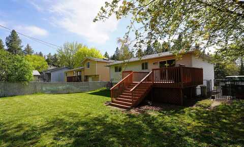 1830 NW Hall Dr, Pullman, WA 99163