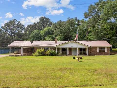 650 Fm 1817, ELKHART, TX 75839