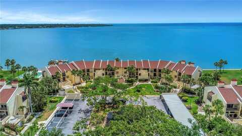 7520 SUNSHINE SKYWAY LANE S, Saint Petersburg, FL 33711