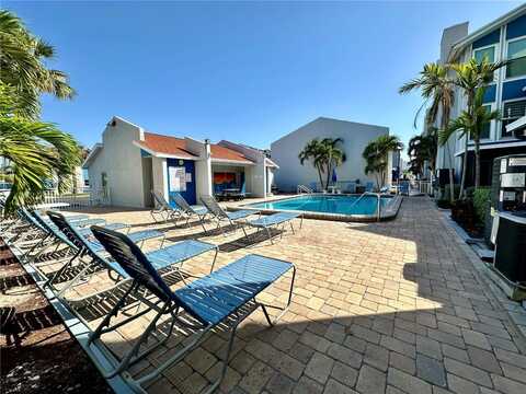 320 MEDALLION BOULEVARD, MADEIRA BEACH, FL 33708