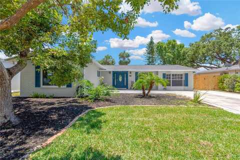 8314 STILLBROOK AVENUE, TAMPA, FL 33615