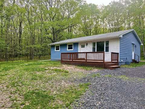 520 Sky Hawk Trail, Stroudsburg, PA 18360