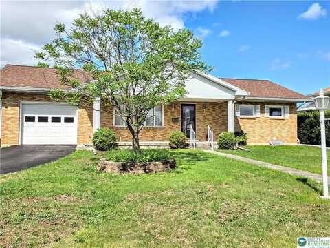 280 S 9th Street, Lehighton, PA 18235