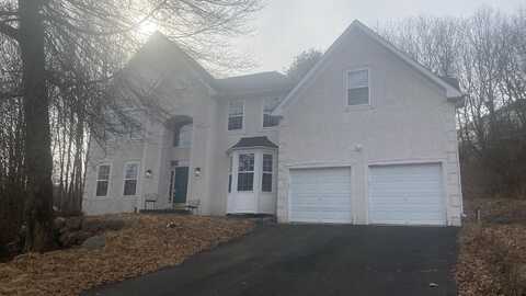 554 Marco Way, East Stroudsburg, PA 18302