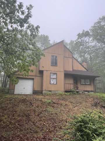 127 Vista Lane, Bushkill, PA 18324