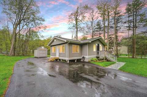 304 Ruger Lane, Tobyhanna, PA 18466