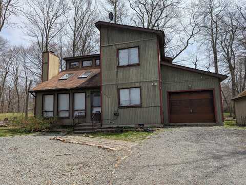 5127 Iroquois st Street, Tobyhanna, PA 18466