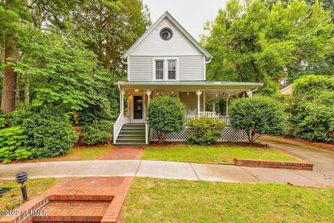 325 N Ashe Street, Southern Pines, NC 28387
