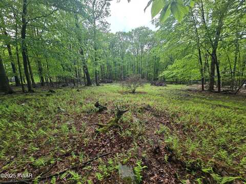 217 Aspen Drive, Milford, PA 18337