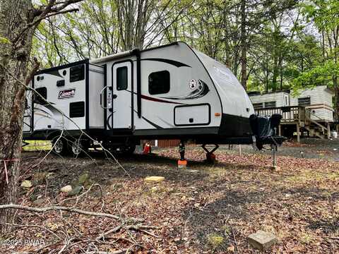 123 Owl Way, Milford, PA 18337
