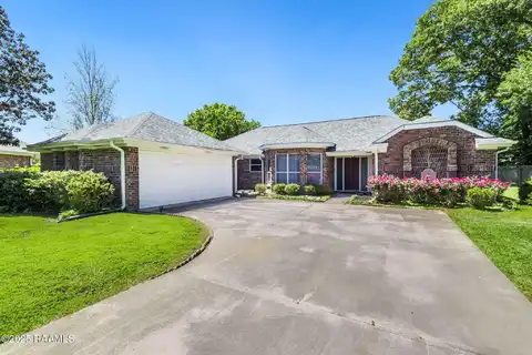 115 Edinburgh Circle, Lafayette, LA 70508