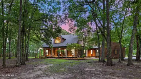 110 Interlaken Drive, New Iberia, LA 70563
