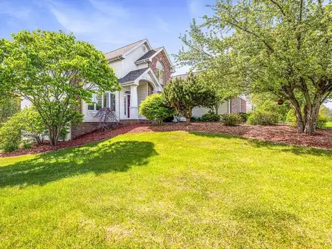 12400 Whispering Winds, ROSCOE, IL 61073