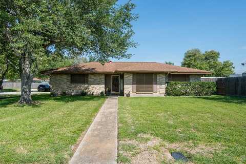 2575 Arkansas St., Ingleside, TX 78362