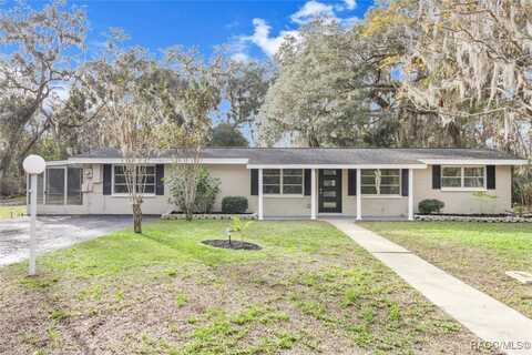 1920 NW 16th Court, Crystal River, FL 34428