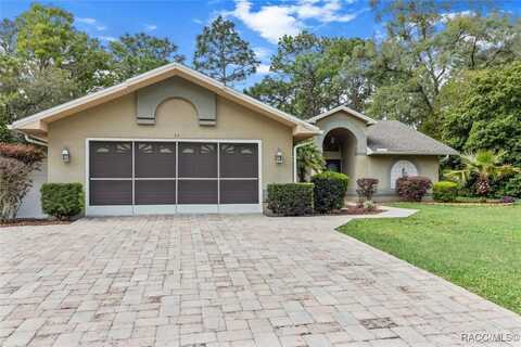 11 Sweetgum Court S, Homosassa, FL 34446