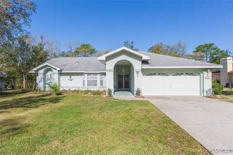 83 Oak Village Boulevard, Homosassa, FL 34446