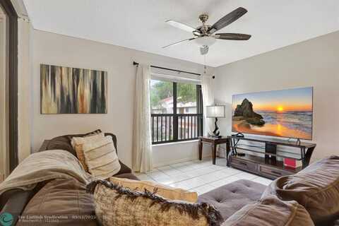 2748 S Carambola Cir S, Coconut Creek, FL 33066