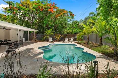 417 NE 26th Dr, Wilton Manors, FL 33334