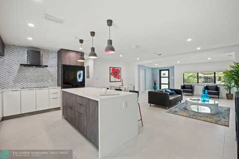 417 NE 26th Dr, Wilton Manors, FL 33334