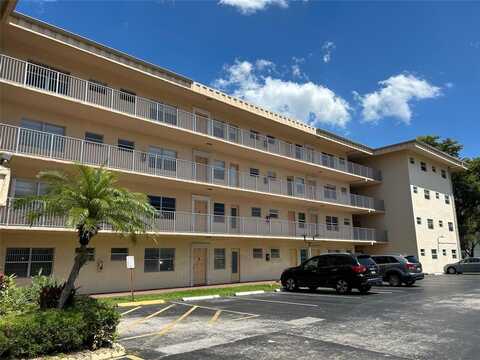 4191 NW 41st St, Lauderdale Lakes, FL 33319