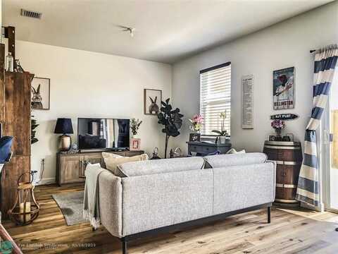 12519 NW 24th Ave, Miami, FL 33167