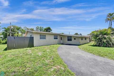 5261 NW 11th St, Lauderhill, FL 33313