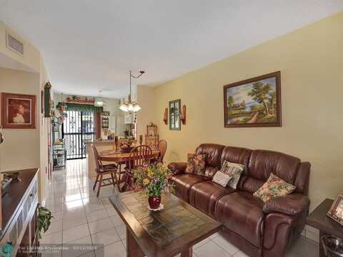 5350 W 21st Ct, Hialeah, FL 33016