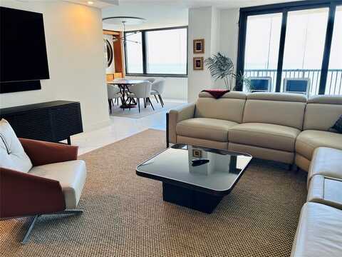 1800 S Ocean Blvd, Pompano Beach, FL 33062