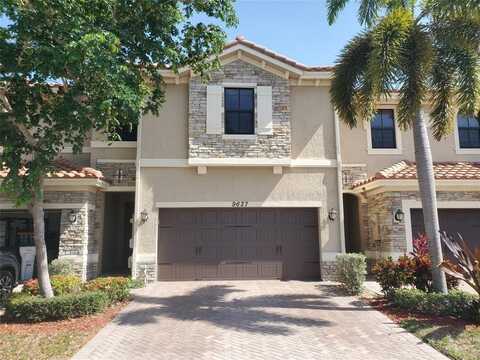 9627 Watercrest Isle, Parkland, FL 33076