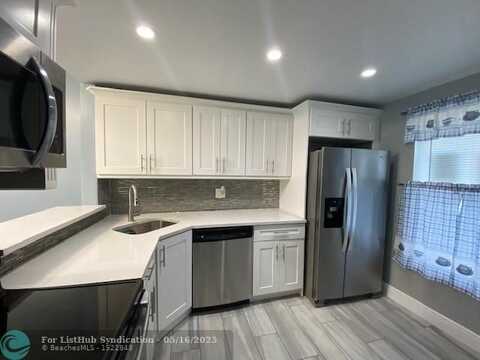 5980 NW 64th Ave, Tamarac, FL 33319