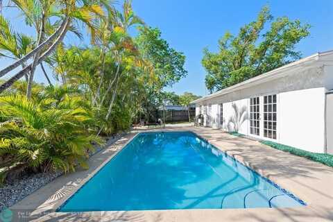 2630 NE 10th Ave, Pompano Beach, FL 33064