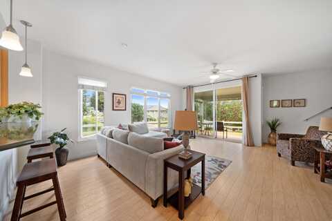 15 Kaloaloa Way, Wailuku, HI 96793