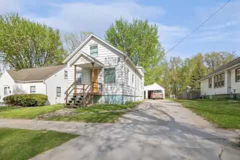 1019 GOODELL Street, GREEN BAY, WI 54301