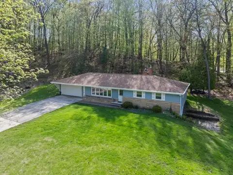 348 SWISS HILL Drive, GREEN BAY, WI 54302