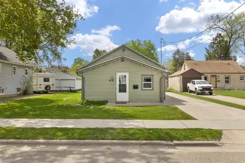 1610 SMITH Street, GREEN BAY, WI 54302