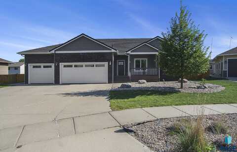 2405 E Yorkshire St, Sioux Falls, SD 57108