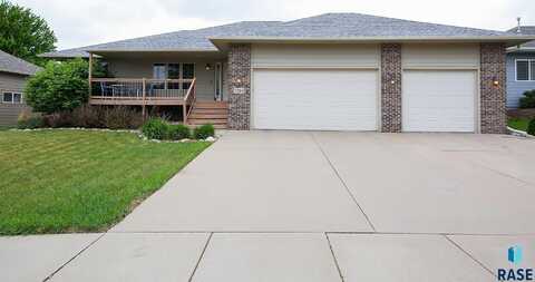 7524 W Boysenberry St, Sioux Falls, SD 57106