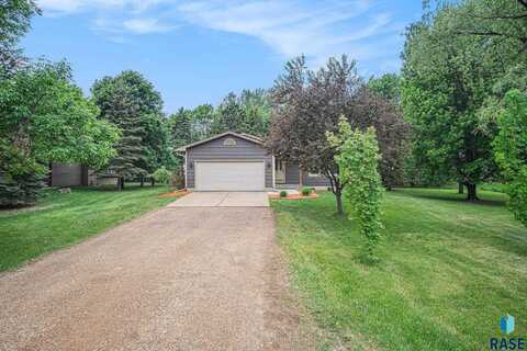 27033 Revillo Pl, Sioux Falls, SD 57108