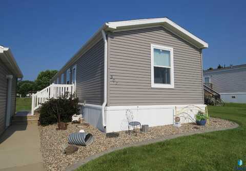307 N Caley Pl, Sioux Falls, SD 57110