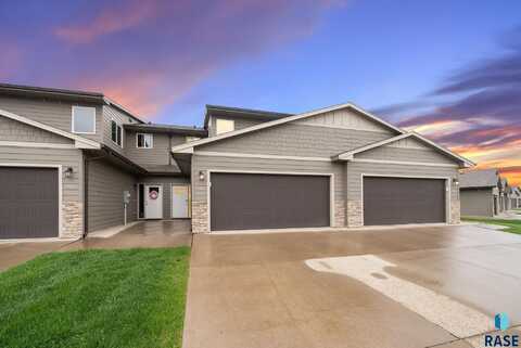 5503 S Seville Pl, Sioux Falls, SD 57108