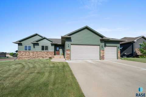 6409 S Tomar Rd, Sioux Falls, SD 57108