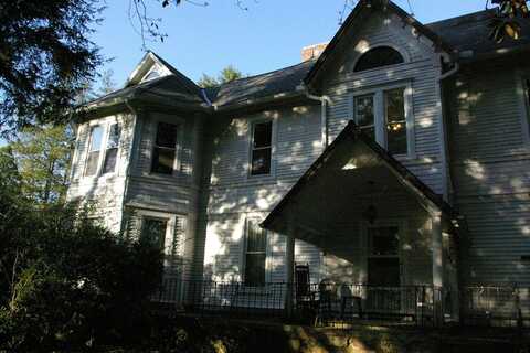 420 W Rockwood Street, Rockwood, TN 37854