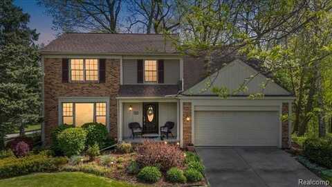 2771 ORBIT Drive, Lake Orion, MI 48360