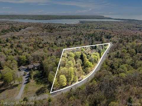 0000 Smith Rd, Onekama, MI 49675