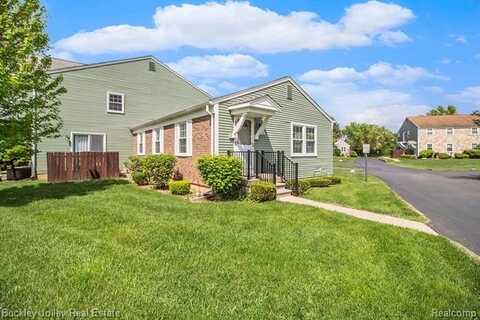 23562 N ROCKLEDGE, Novi, MI 48375
